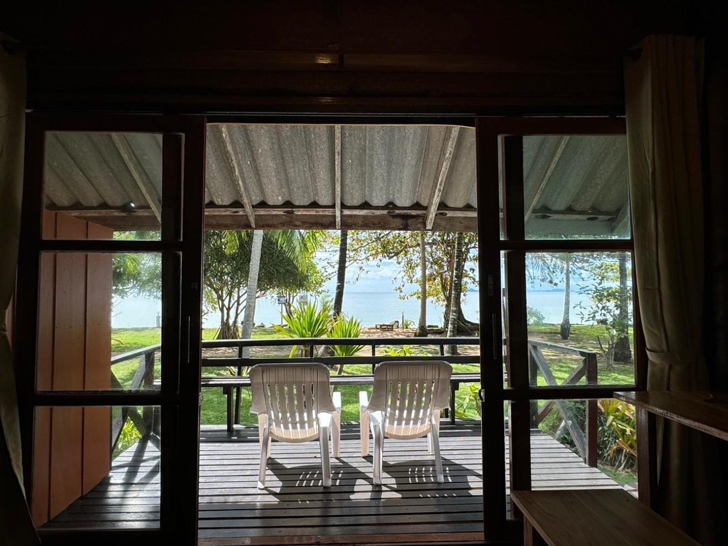 Libong Beach Resort Екстериор снимка