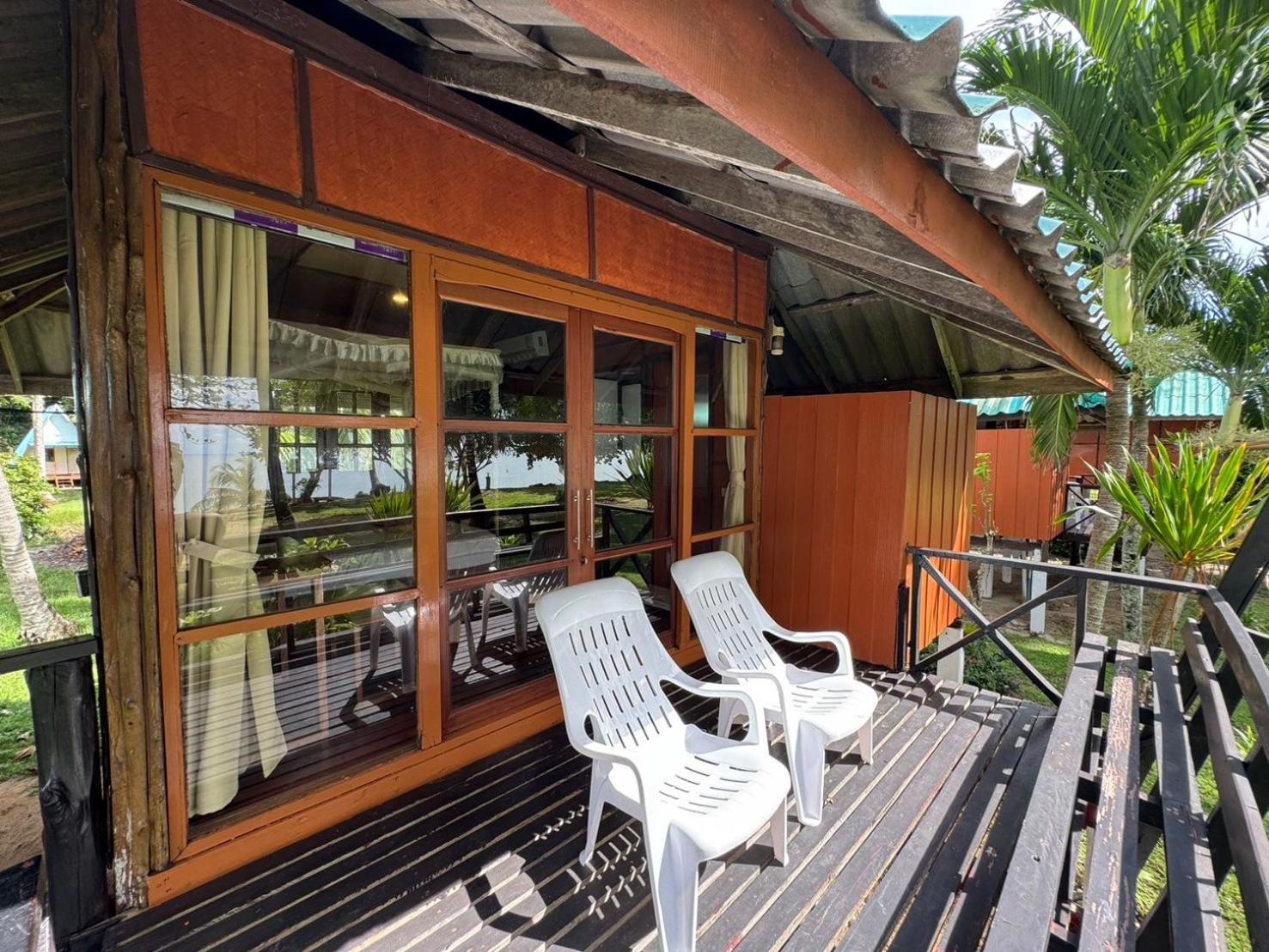 Libong Beach Resort Екстериор снимка