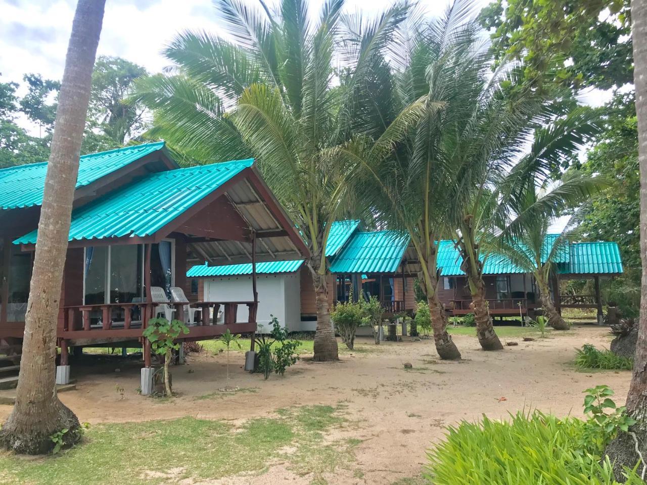 Libong Beach Resort Екстериор снимка